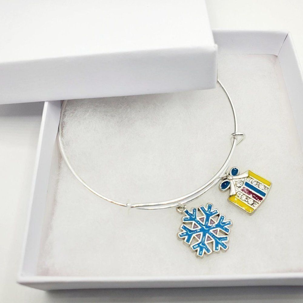 Silver Christmas Present Charm Bracelet